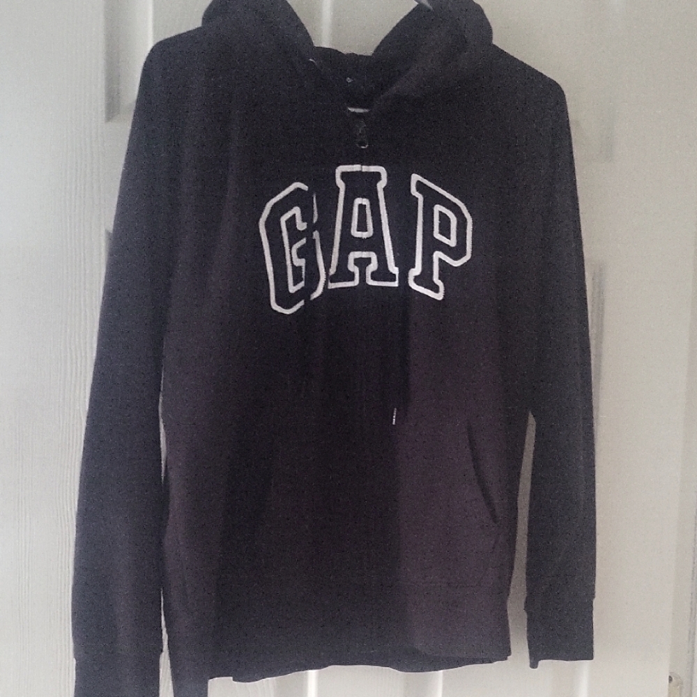 GAP Black Hoodie